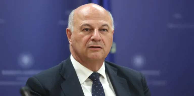 Συνάντηση Τσιάρα με αγρότες απο τα μπλόκα Καρδίτσας